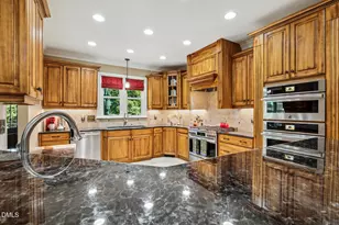 6909 Darcy Ln, Raleigh, NC 27606 - Photo 23