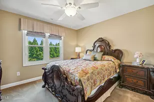6909 Darcy Ln, Raleigh, NC 27606 - Photo 43