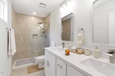 803 Lakeside Avenue, Burlington, NC 27217 - Photo 9