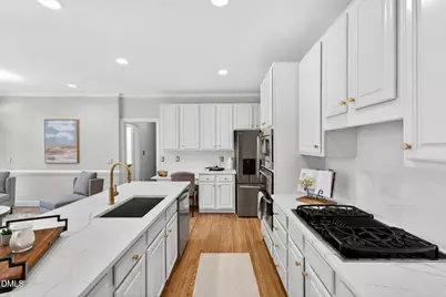 104 Circle On The Green Green, Cary, NC 27519 - Photo 13