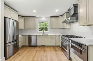 801 Glen Eden Dr, Raleigh, NC 27612 - Photo 9
