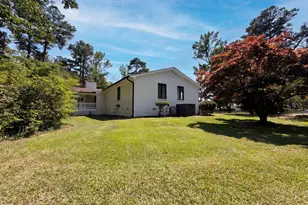 108 Oak St, Pine Level, NC 27568 - Photo 33