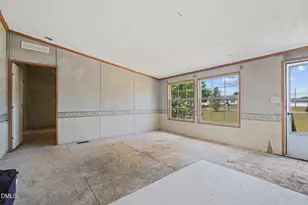 160 Water Hills Ln, Carthage, NC 28327 - Photo 3