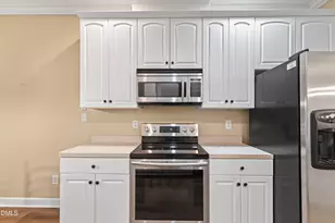 6617 Virgilia Ct, Raleigh, NC 27616 - Photo 9