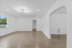 157 N Elizabeth St, Henderson, NC 27536 - Photo 3
