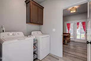 211 W Lewis St, Four Oaks, NC 27524 - Photo 19