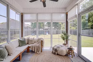211 W Lewis St, Four Oaks, NC 27524 - Photo 25