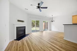 704 Mardonie Reach Ln, Cary, NC 27519 - Photo 5