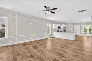706 S Pollock St, Selma, NC 27576 - Photo 5