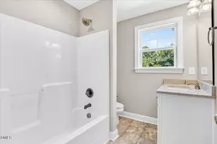 706 S Pollock St, Selma, NC 27576 - Photo 25