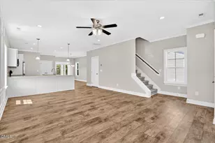 706 S Pollock St, Selma, NC 27576 - Photo 5