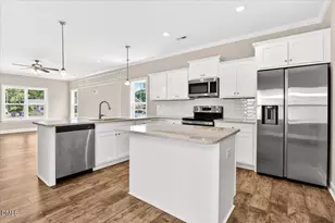 706 S Pollock St, Selma, NC 27576 - Photo 11