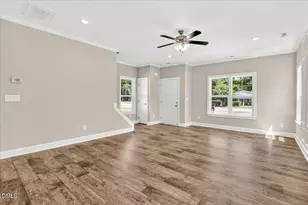 706 S Pollock St, Selma, NC 27576 - Photo 7