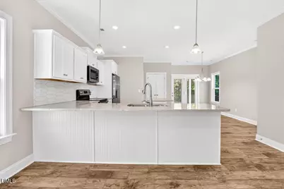 706 S Pollock Street, Selma, NC 27576 - Photo 9