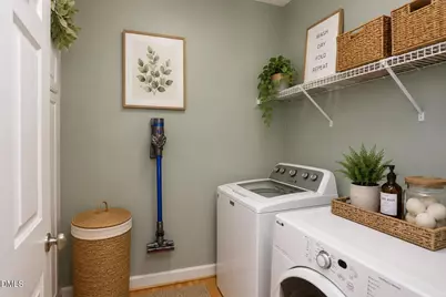323 Columbia Place E, Chapel Hill, NC 27516 - Photo 9