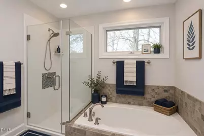 323 Columbia Place E, Chapel Hill, NC 27516 - Photo 17