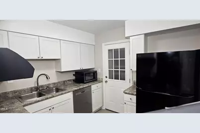 220 Elizabeth Street #A18, Chapel Hill, NC 27514 - Photo 3