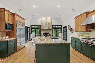 90028 Hoey, Chapel Hill, NC 27517 - Photo 11