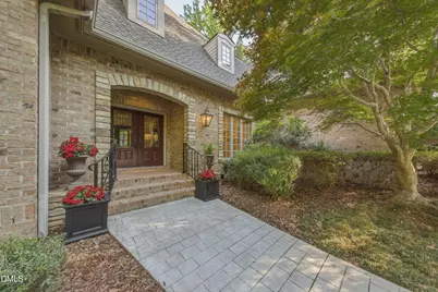 90028 Hoey, Chapel Hill, NC 27517 - Photo 3