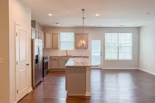 1105 Little Gem Ln, Apex, NC 27523 - Photo 3
