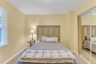 918 Hampshire Ct, Cary, NC 27511 - Photo 17