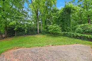 213 Hillsborough St, Chapel Hill, NC 27514 - Photo 29