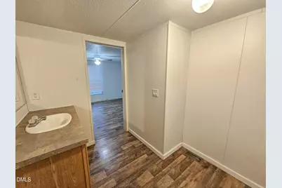 8187 Cleveland #B, Clayton, NC 27520 - Photo 21