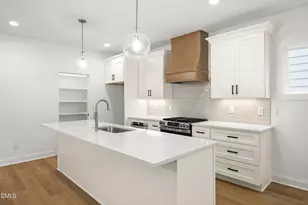 724 Powell Dr, Raleigh, NC 27606 - Photo 5