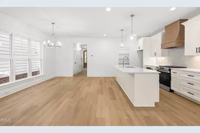 724 Powell Drive, Raleigh, NC 27606 - Photo 15