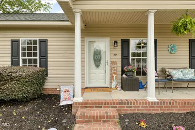 304 Sandy Knob Lane, Rocky Mount, NC 27803 - Photo 3