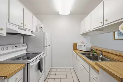807 W Trinity Avenue #Apt 118, Durham, NC 27701 - Photo 15