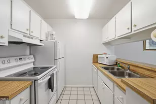 807 W Trinity Ave, Durham, NC 27701 - Photo 15