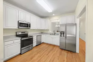245 Hbr Crk Dr, Cary, NC 27511 - Photo 7
