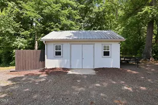 1103 Greenwood Dr, Burlington, NC 27217 - Photo 11
