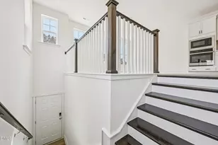 10915 Bayflower Wy, Raleigh, NC 27617 - Photo 25