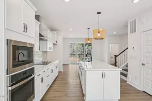 10915 Bayflower Wy, Raleigh, NC 27617 - Photo 9
