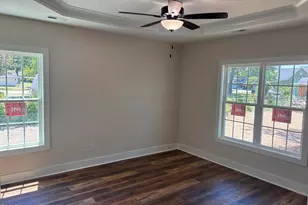 306 S Washington Ave, Dunn, NC 28334 - Photo 13