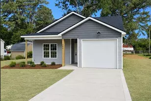 306 S Washington Ave, Dunn, NC 28334 - Photo 1
