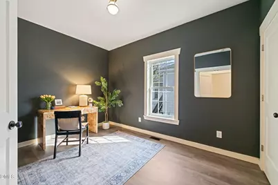 207 W Holt Street, Burlington, NC 27217 - Photo 17