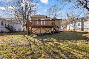 207 W Holt St, Burlington, NC 27217 - Photo 25