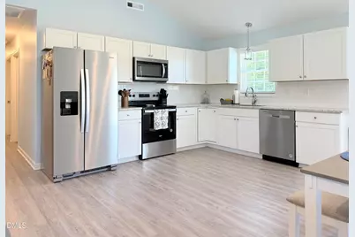 360 Oak Street, Roseboro, NC 28382 - Photo 7