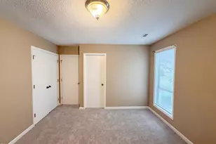 104 Arbuckle Ln, Cary, NC 27511 - Photo 11