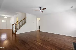 1002 Emerald Ct, Knightdale, NC 27545 - Photo 5