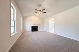 127 Carrie Dr, Archer Lodge, NC 27527 - Photo 5