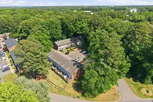 1250 Jamestown Ct, Cary, NC 27511 - Photo 25