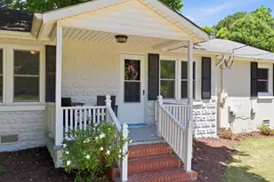 607 E Holmes St, Benson, NC 27504 - Photo 5