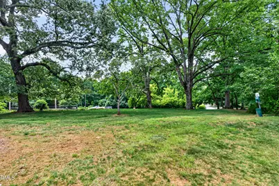 3128 Westbury, Raleigh, NC 27607 - Photo 17