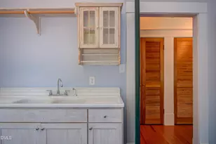 127 Forest Rd, Raleigh, NC 27605 - Photo 63