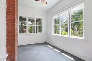 127 Forest Rd, Raleigh, NC 27605 - Photo 19