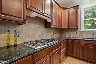 5104 Highcroft Dr, Cary, NC 27519 - Photo 9